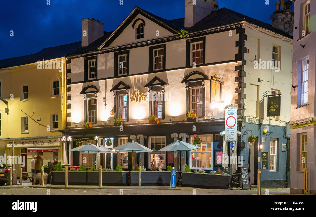 The Palace Vaults Pub, opposite the Castle, Caernarfon, Gwynedd, North