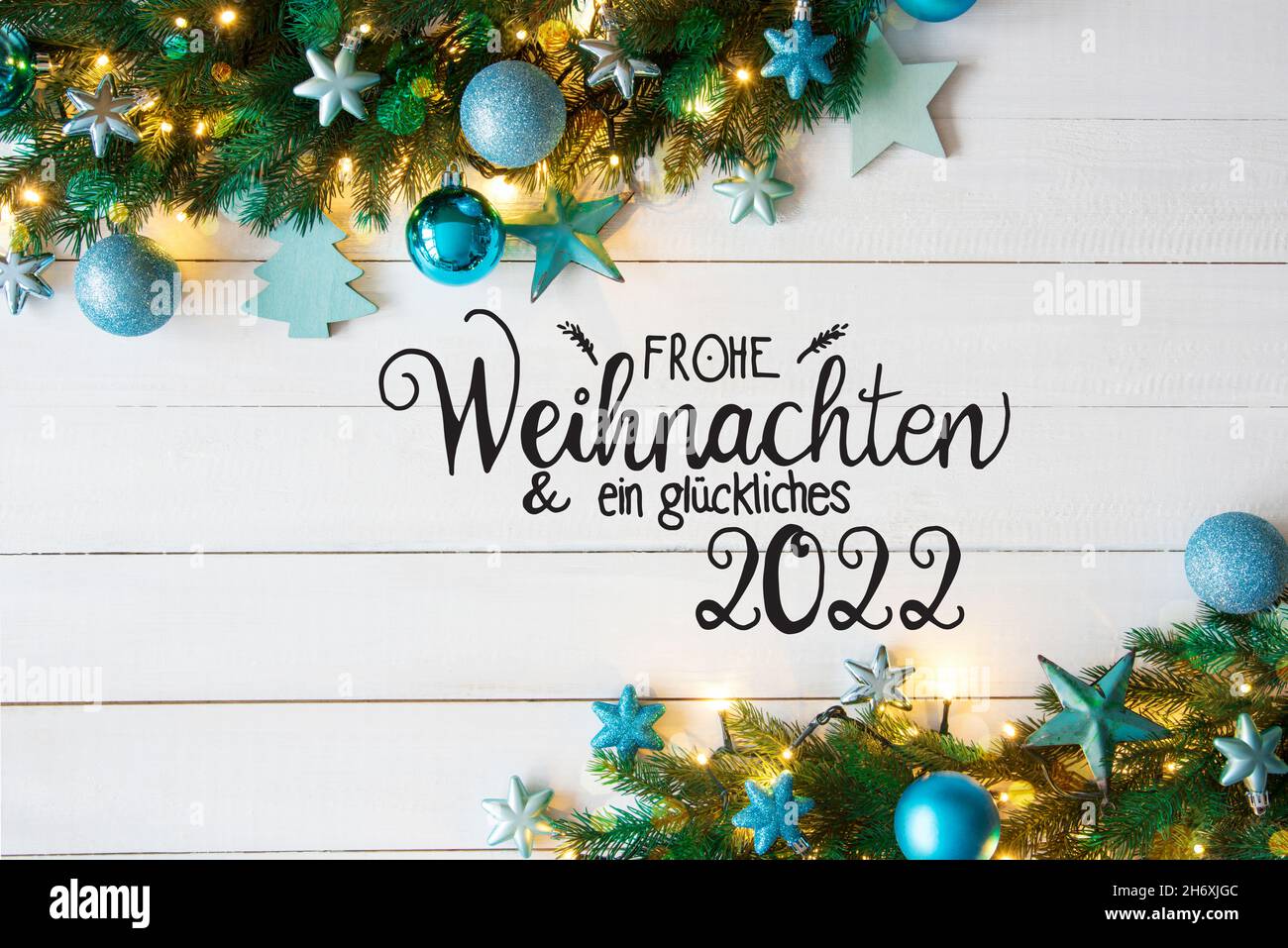 Turqouise Christmas Decoration, Fairy Lights, Glueckliches 2022 Means Happy 2022 Stock Photo