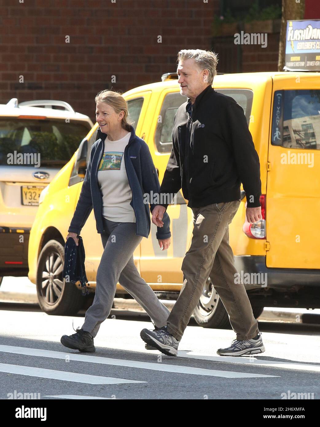 New York - NY - 10/12/19 - Bill Pullman and wife Tamara Hurwitz Out in
