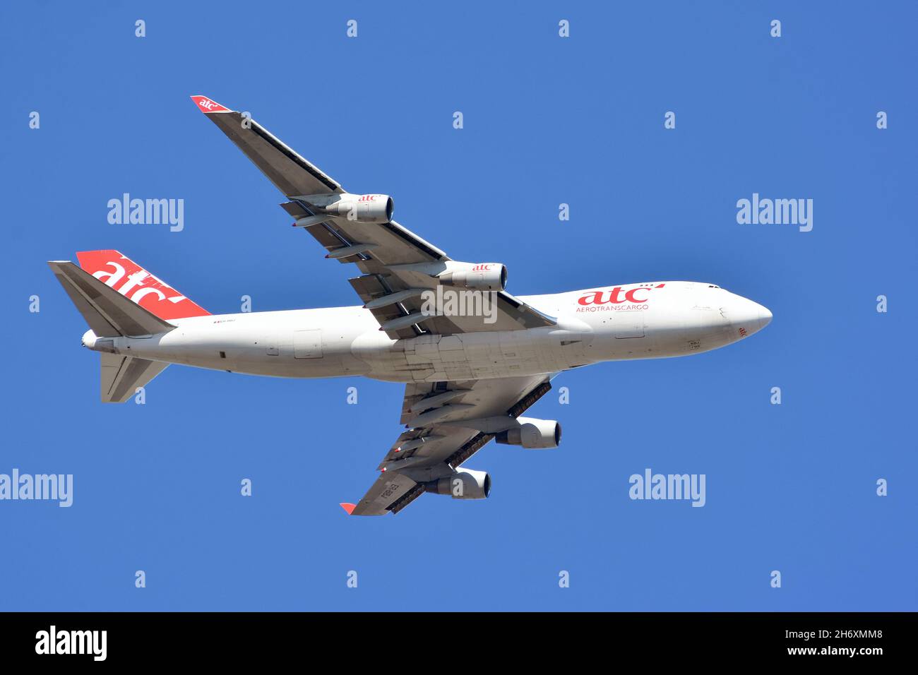 Aerotranscargo hi-res stock photography and images - Alamy