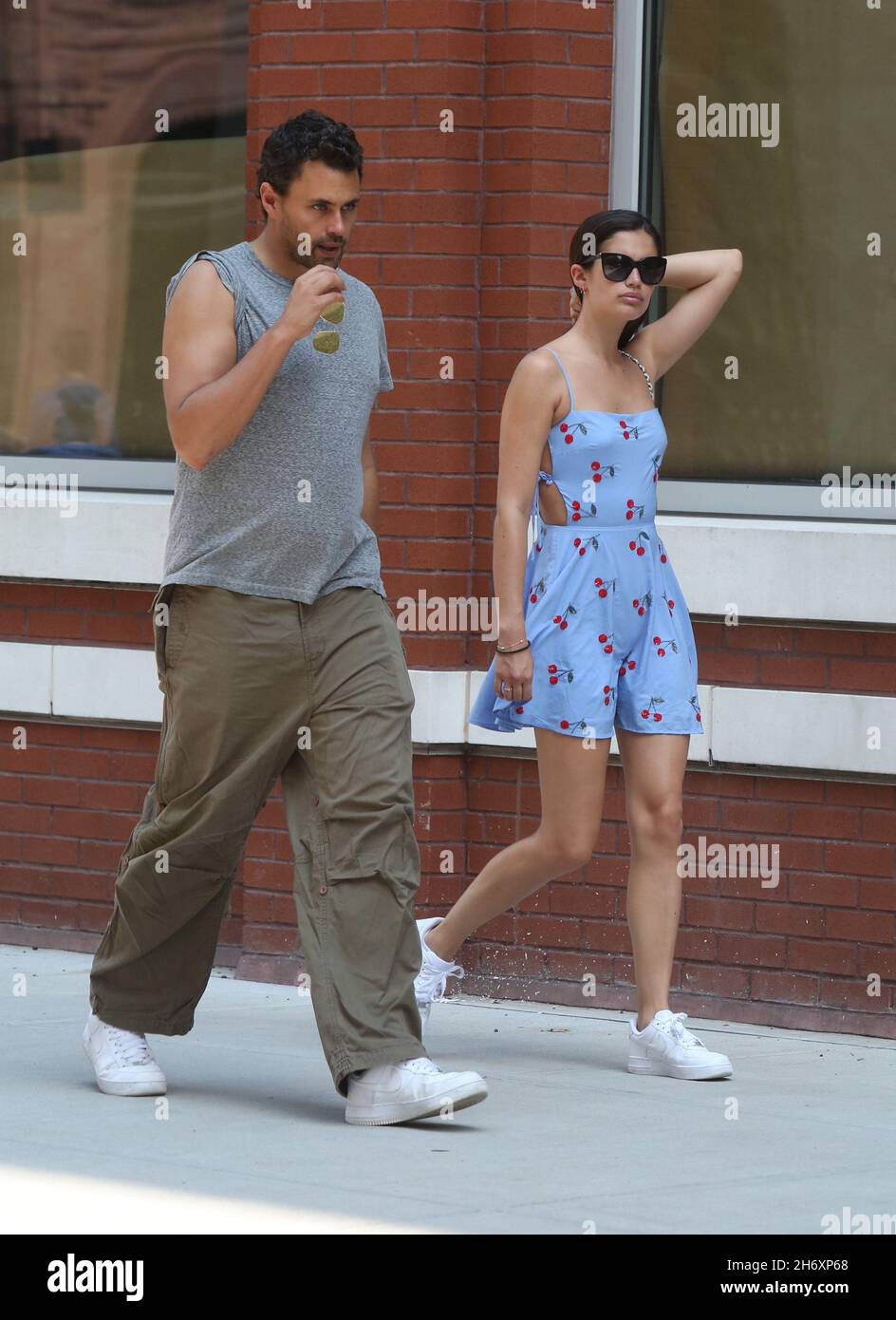 New York - NY - 07/27/2019. Sara Sampaio and boyfriend Oliver Ripley