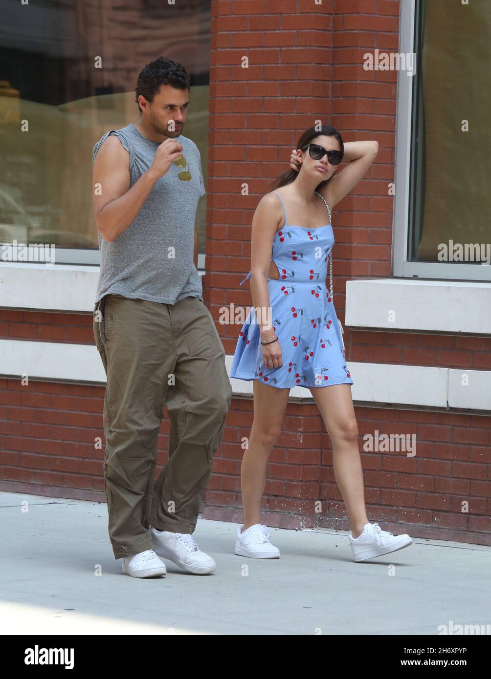 New York - NY - 07/27/2019. Sara Sampaio and boyfriend Oliver Ripley