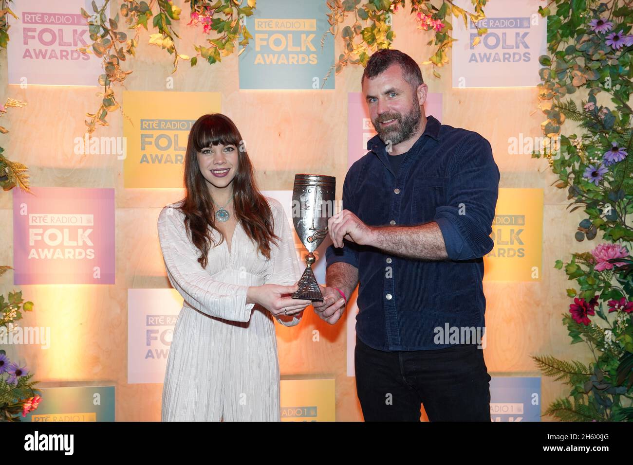 Susan O'Neill and Mick Flannery with their Best Original Folk Track award at the RTE Radio 1 Folk Awards at Vicar Street in Dublin. Picture date: Tuesday November 16, 2021. Stock Photo