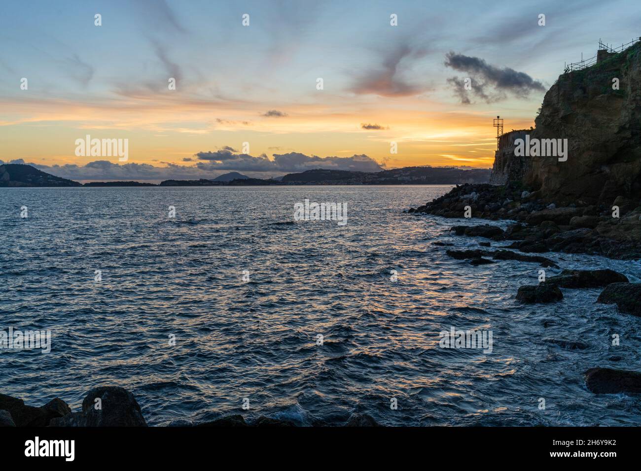 Pozzuoli (Napoli) - Panorama sul mare dal lungomare Pertini, via Napoli Stock Photo