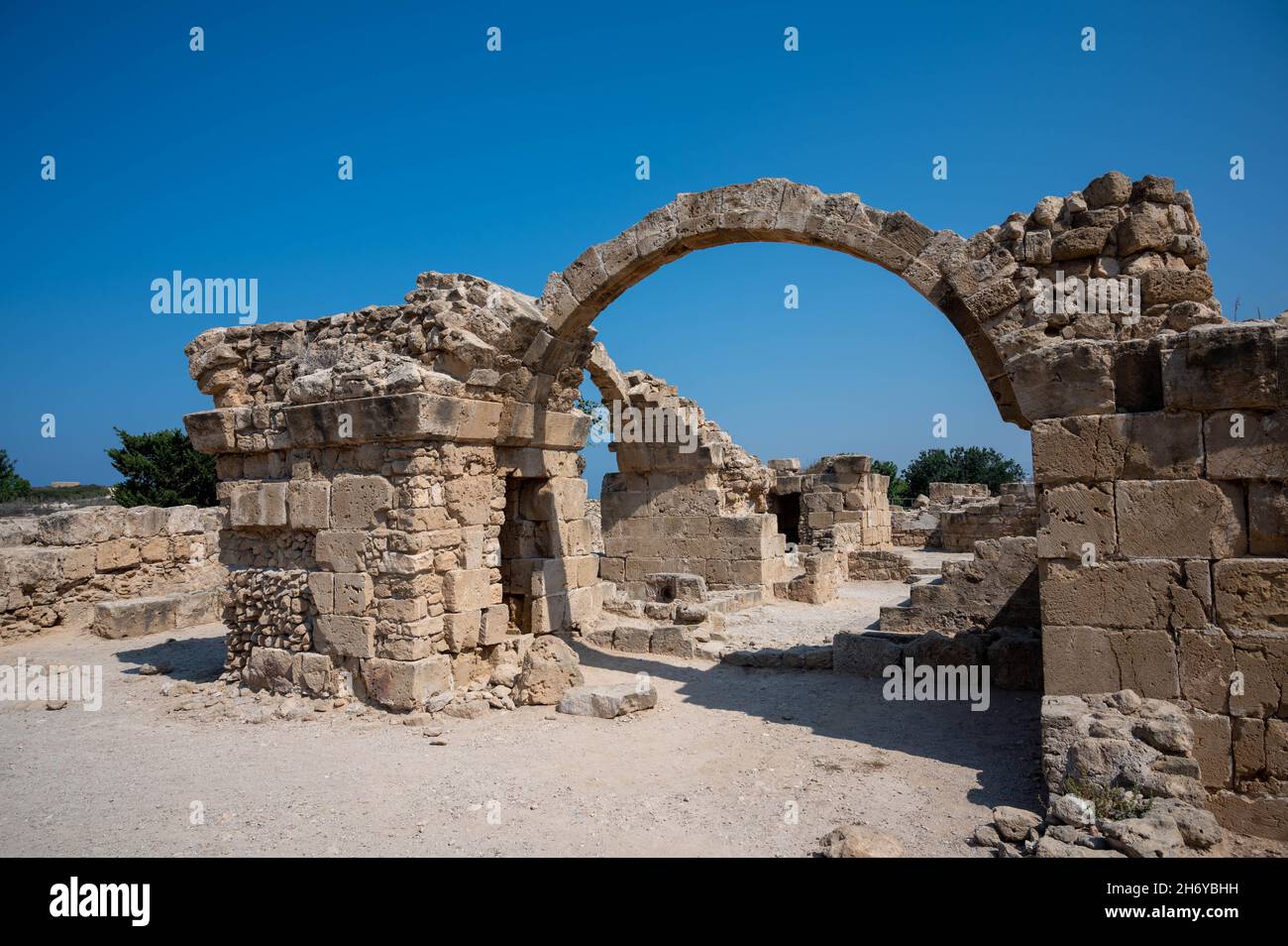 Saranda Kolones Castle, Nea Paphos archeological park, Cyprus. Arches in the 7th century ancient ruins. Stock Photo