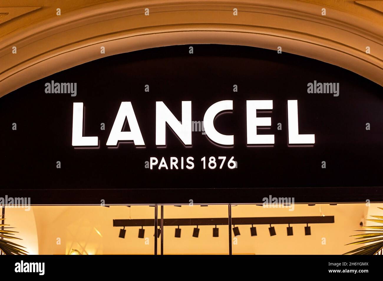 MOSCOW, RUSSIA - AUGUST 10, 2021: Lancel brand retail shop logo singboard on the storefront in the shopping mall. Stock Photo