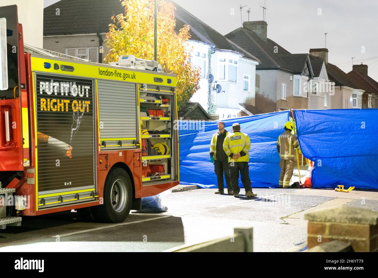 Cordon off hires stock photography and images Alamy