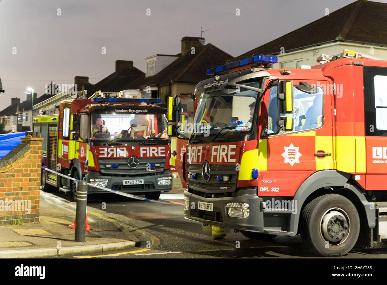 Housefire High Resolution Stock Photography and Images Alamy