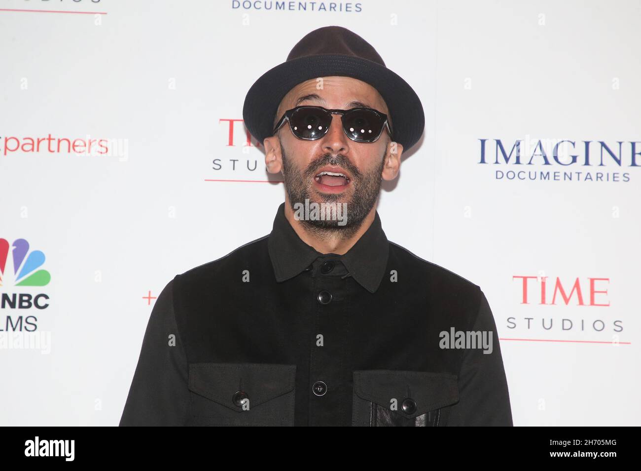 Los Angeles, Ca. 18th Nov, 2021. JR, at Paper & Glue/A JR Project LA