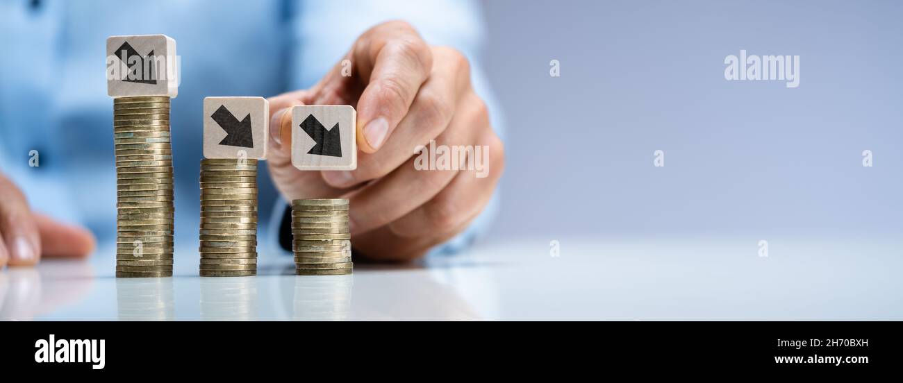 Economic crisis low finance hi-res stock photography and images - Alamy