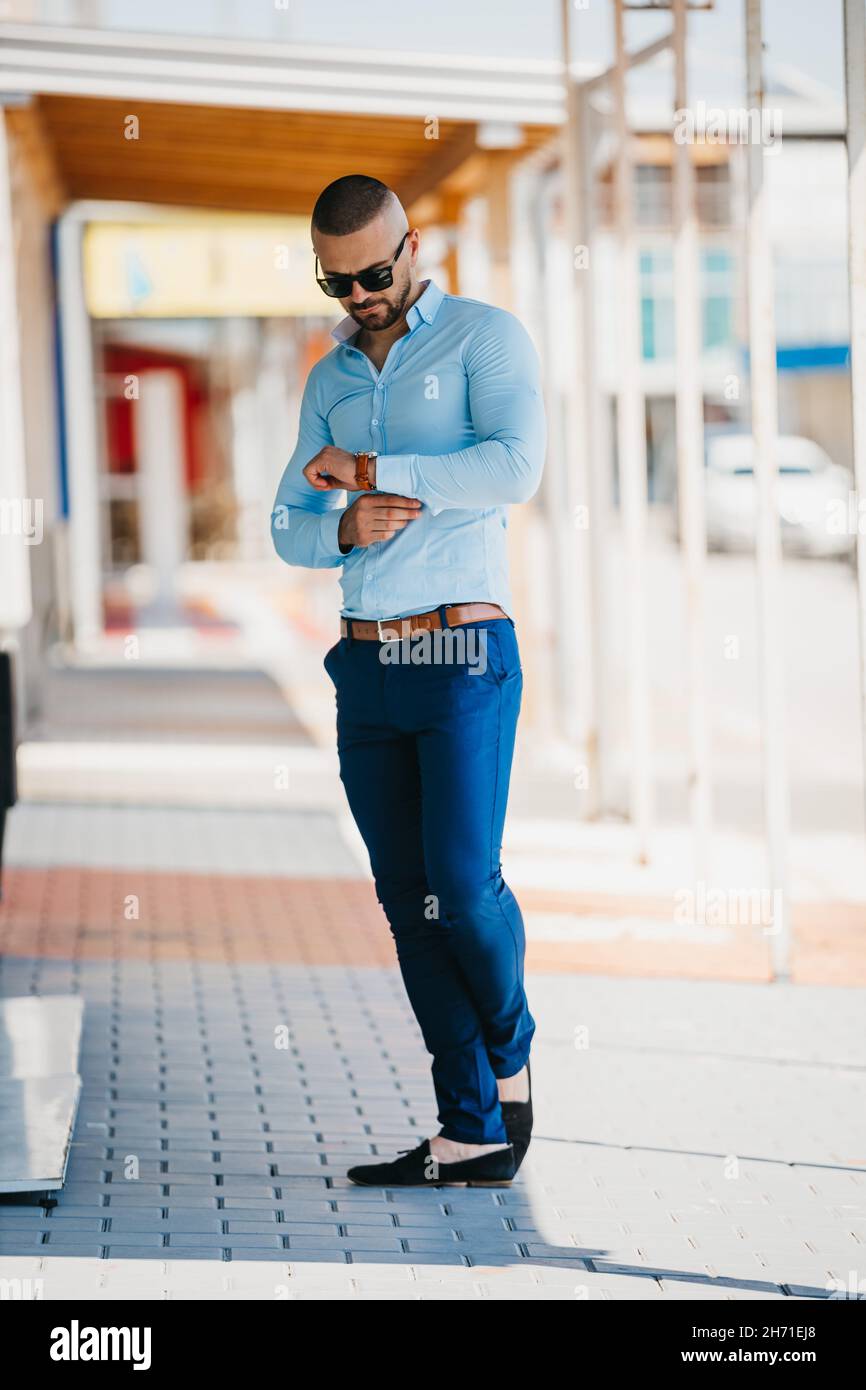 Closeup vertical shot female hi-res stock photography and images - Alamy