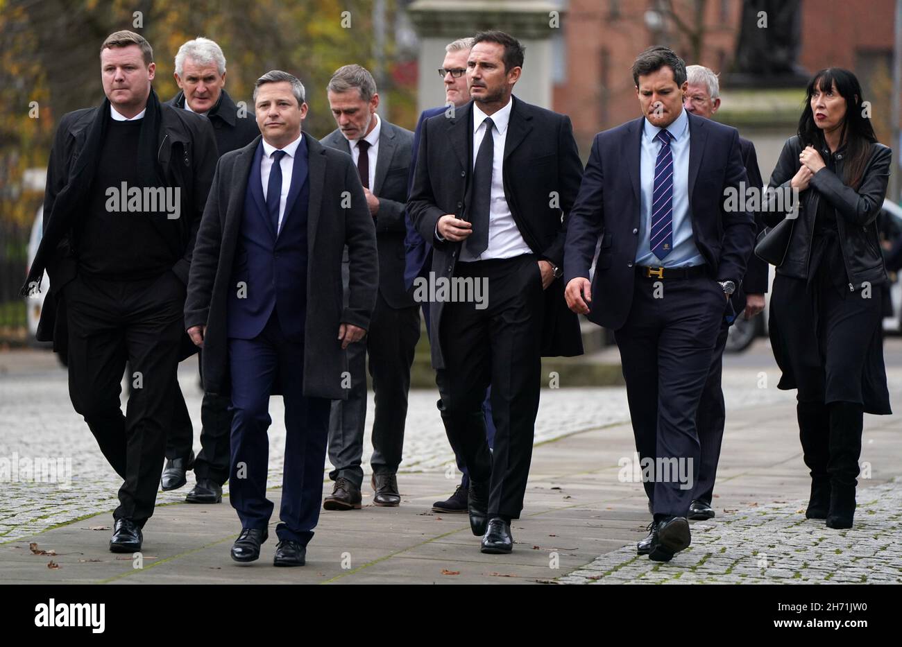 Frank Lampard (centre) arrives for the memorial service at Glasgow Cathedral. On the 26th October 2021 it was announced that former Scotland, Rangers and Everton manager Walter Smith had died aged 73. Picture date: Friday November 19, 2021. Stock Photo