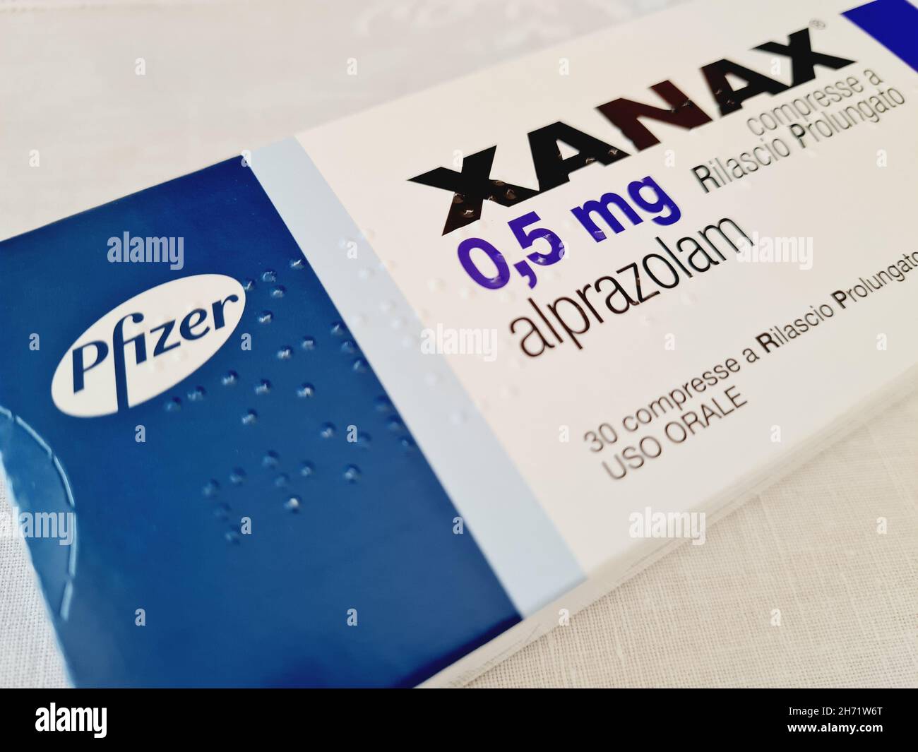 Xanax box hi-res stock photography and images - Alamy