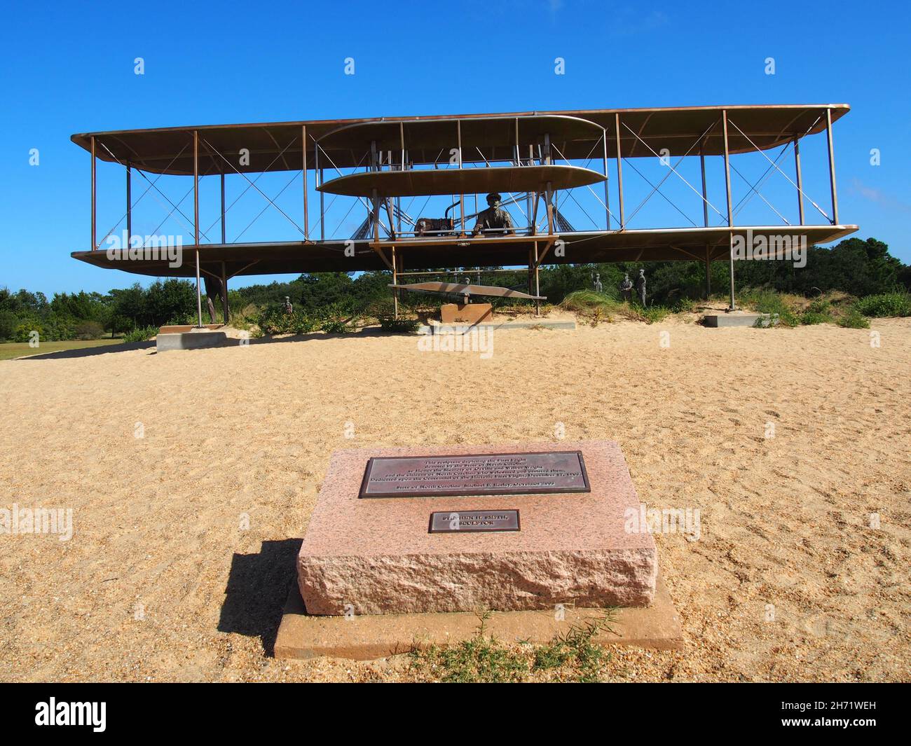 December 17, 1903 bronze sculpture by Stephen H. Smith at the Wright Brothers National Memorial in Kill Devil Hills, North Carolina, USA, 2021, © Kath Stock Photo