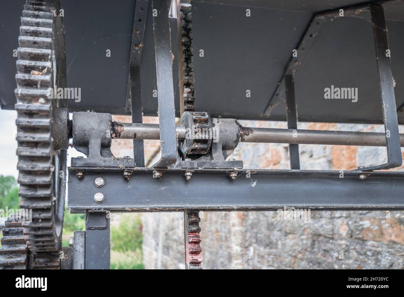 Detail of lock gate mechanism with gear transmission for manual