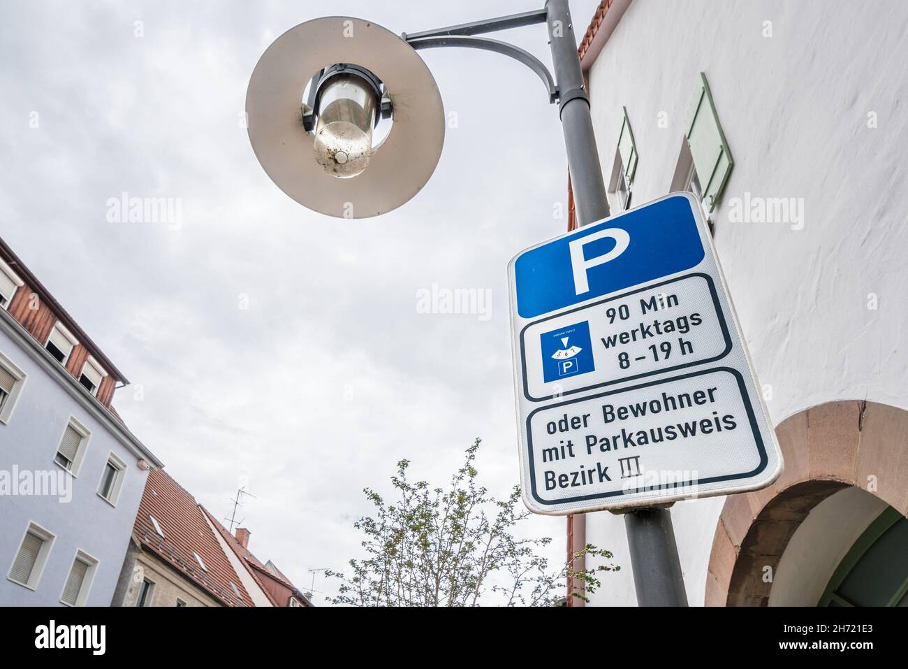 Maximum parking duration hi-res stock photography and images - Alamy