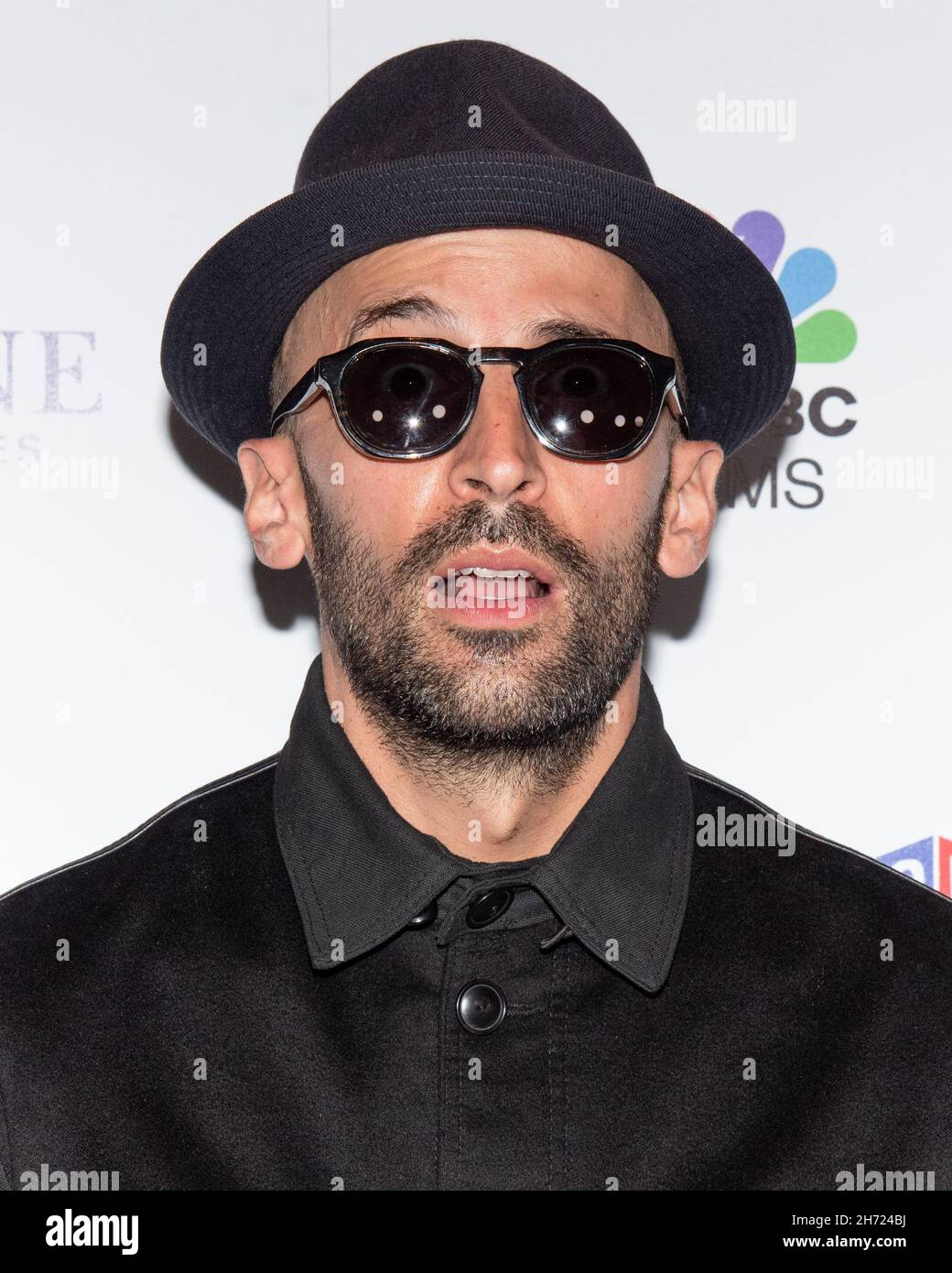 Adm_paperandglue_bb hires stock photography and images Alamy