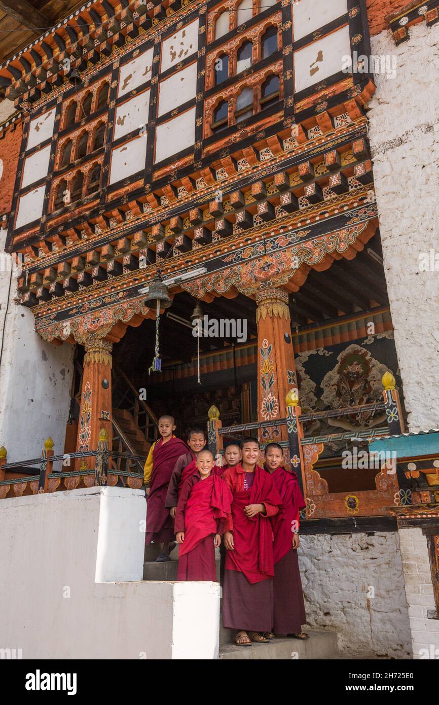 Young Buddhist monks at the Dechen Phodrang monastic school in Thimphu, Bhutan. Stock Photo