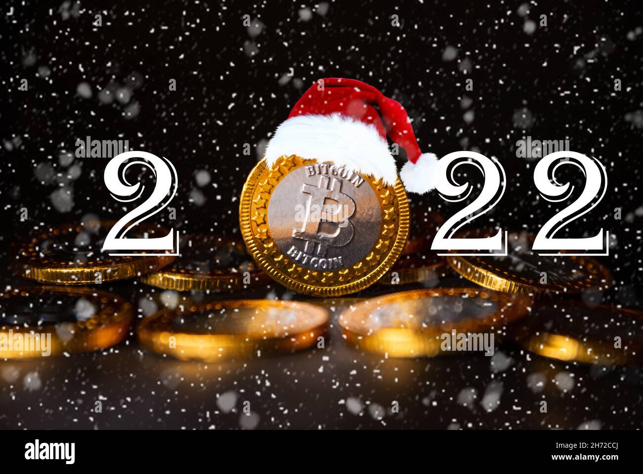 Forex Hours Christmas Eve 2022 2022 Year Cryptocurrency Financial Concept. Golden Bitcoin And Number 2022  On Pile Of Coin. Copy Space Stock Photo - Alamy