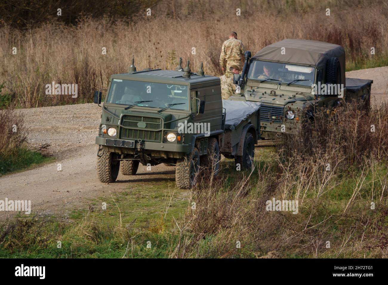Land Rover Convoy Land rover defender trailer hi-res stock photography and images - Alamy
