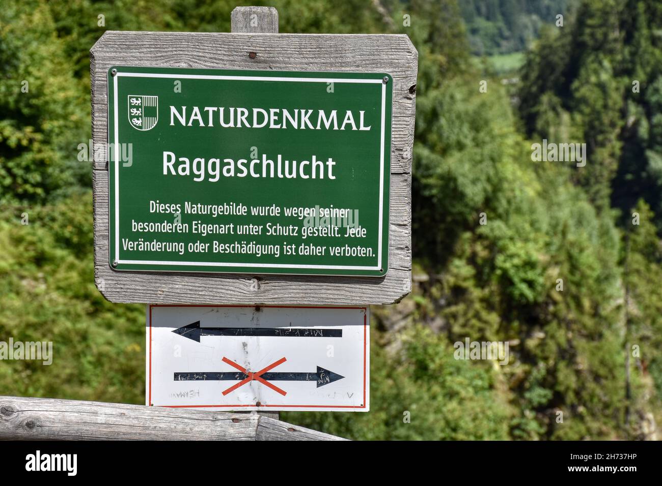 Richtung High Resolution Stock Photography and Images - Alamy