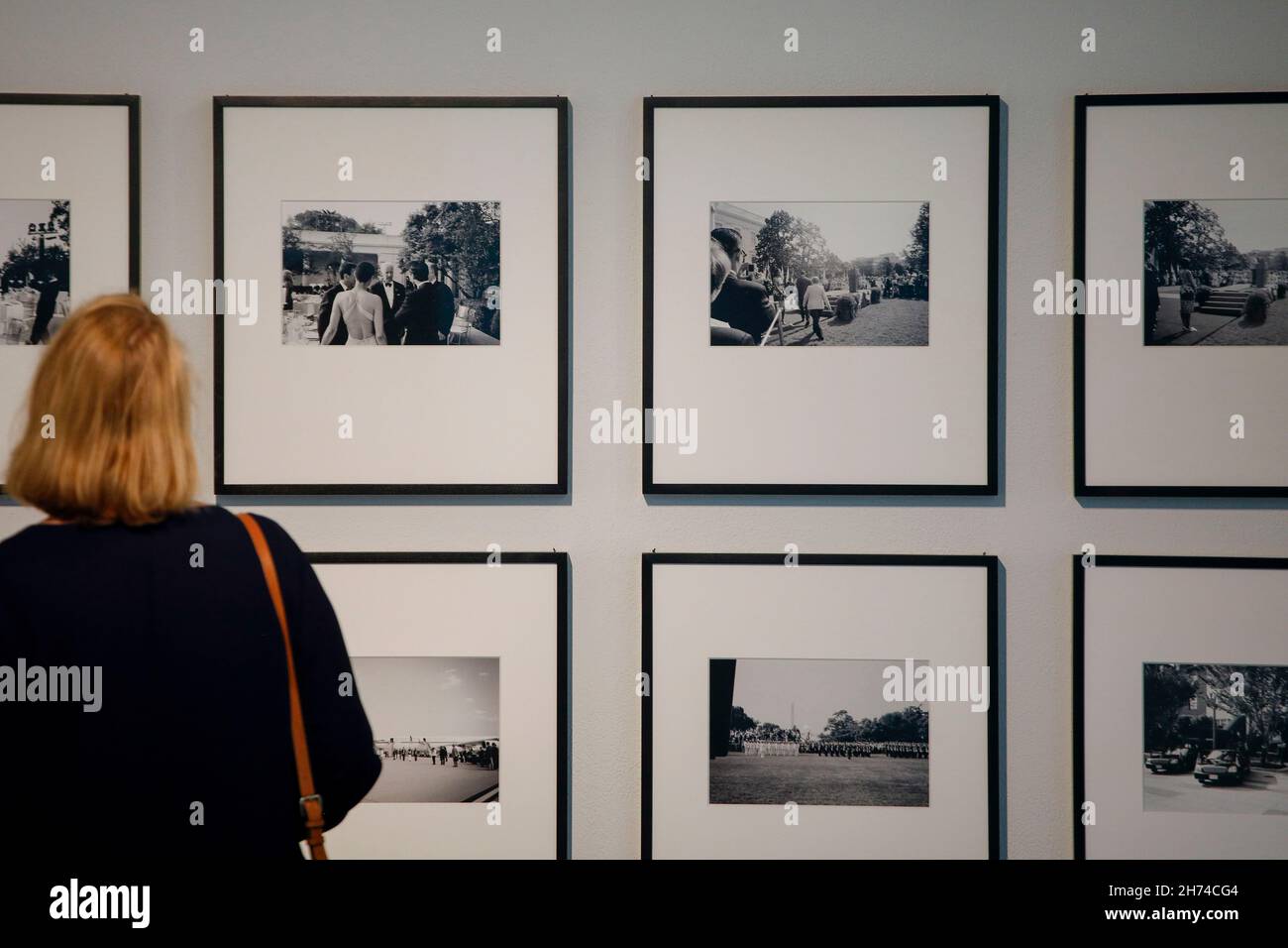 Impressionen der Ausstellung 'Andreas Muehe. Alles was noch nicht gewesen ist, ist Zukunft, wenn es nicht gerade jetzt ist', Lipsiusbau, Staatliche Ku Stock Photo