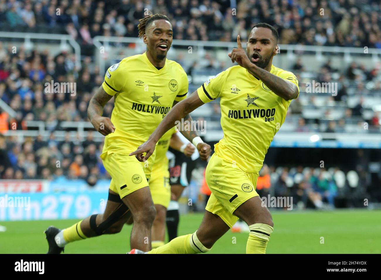 Rico henry celebrates goal hi res stock photography and images Alamy