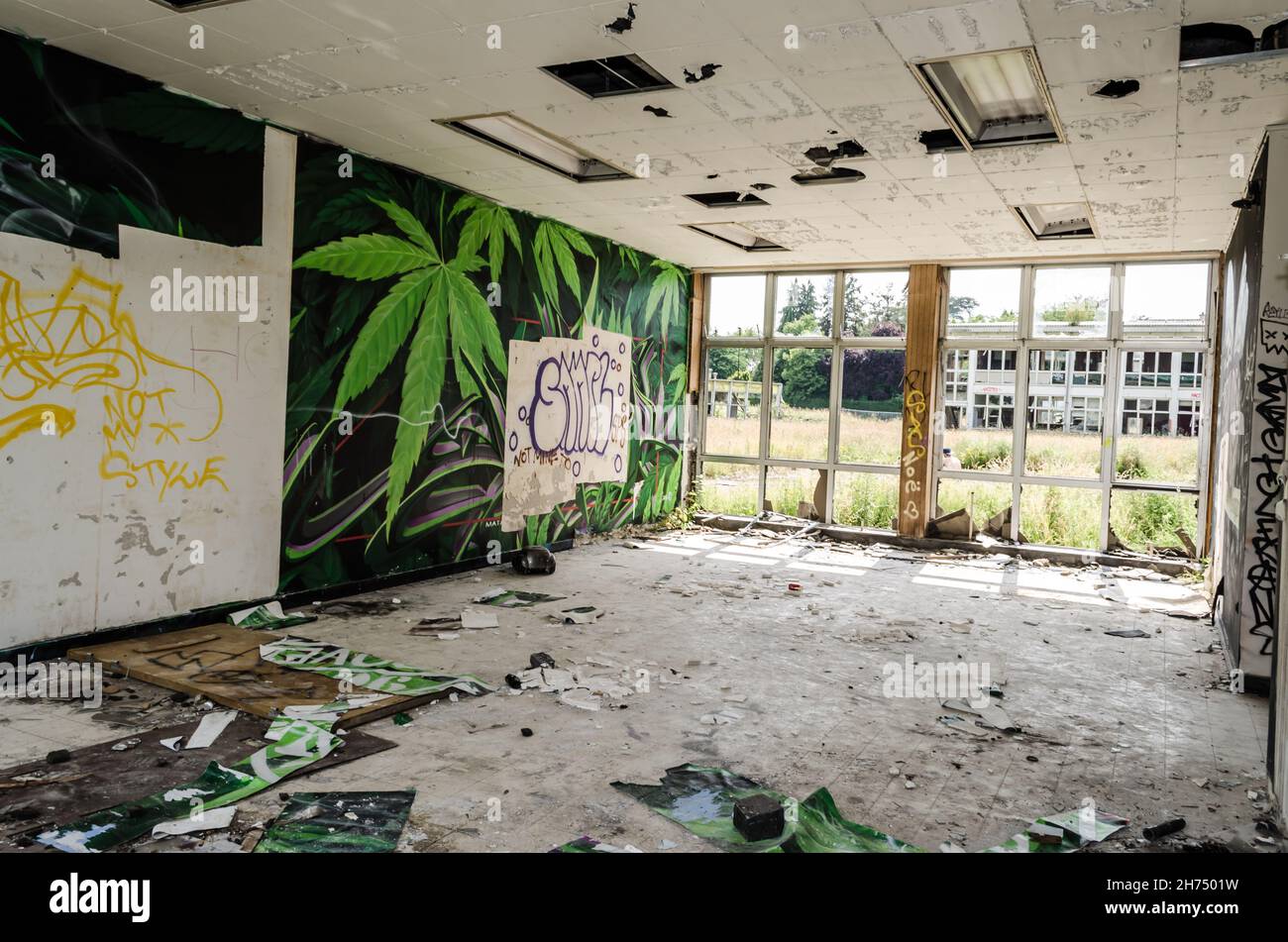 Abandoned nursing school in Ronse Stock Photo Alamy