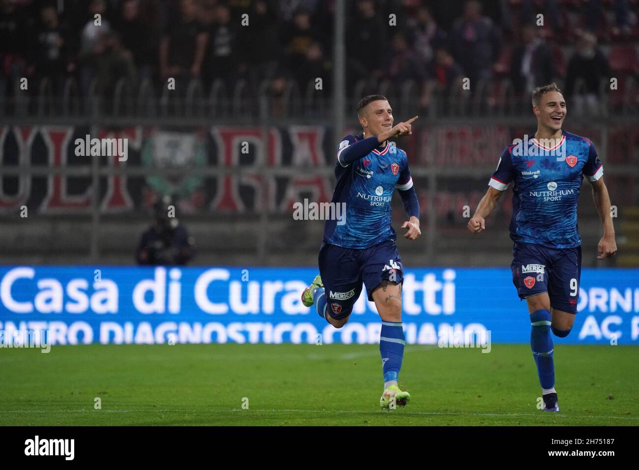 Perugia, Italy. 20th Nov, 2021. lisi frsncesco (n.44 perugia calcio)  exultation 1-0 during AC Perugia vs FC Crotone, Italian Football  Championship League BKT in Perugia, Italy, November 20 2021 Credit:  Independent Photo