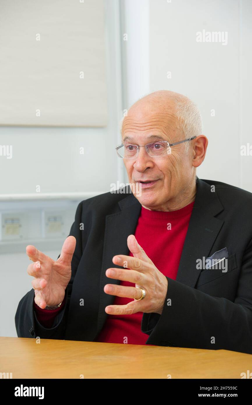 Professor Richard Portes CBE Professor of Economics at the London Business School in discussion Stock Photo