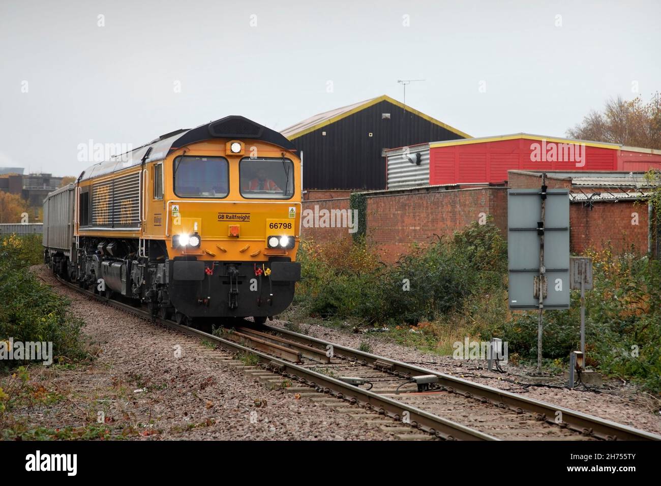 GBRF Class 66 loco 66798 hauling the 6E57 0410 Renwick Rd (Barking) to Scunthorpe Roxby Gullet waste service towards Dawes Lane, Scunthorpe on 17/11/21. Stock Photo