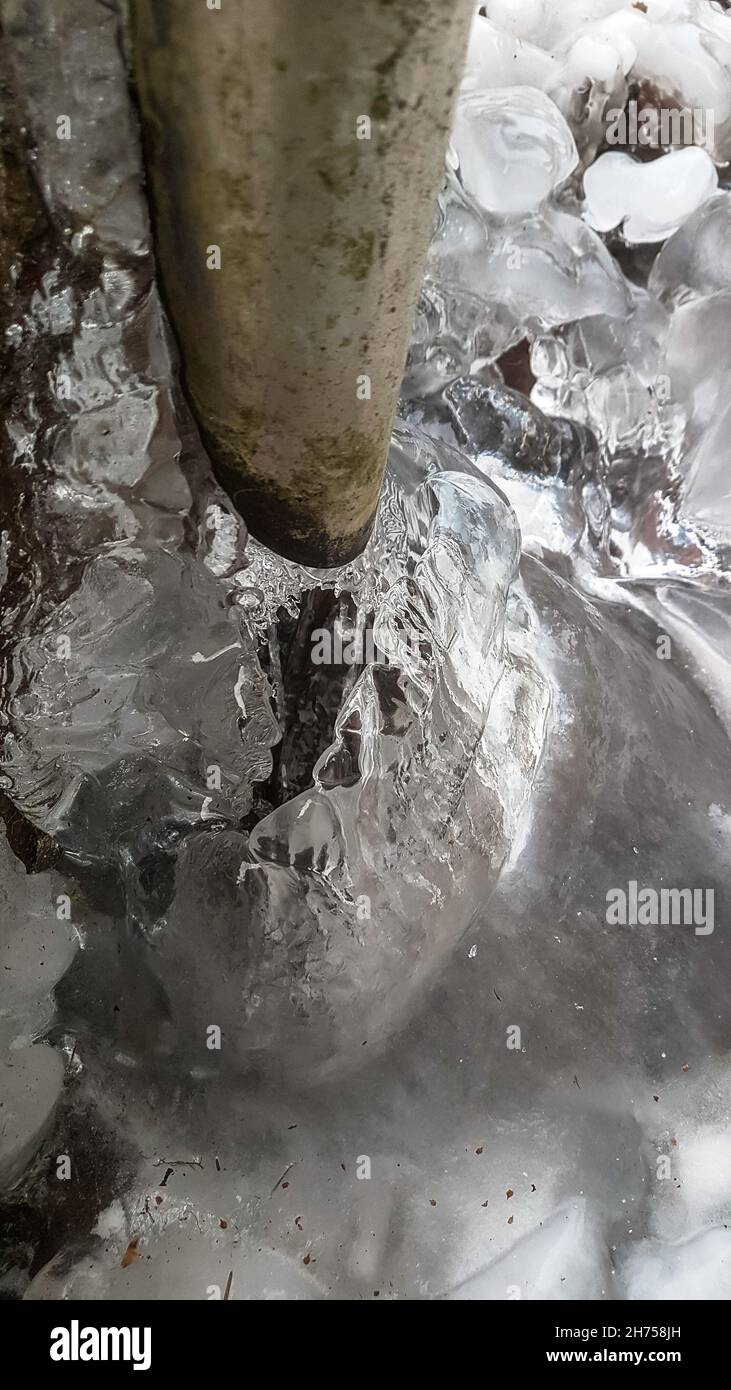 Wintrer mit Eis und Schnee, verschneite Bäume und Reif Stock Photo