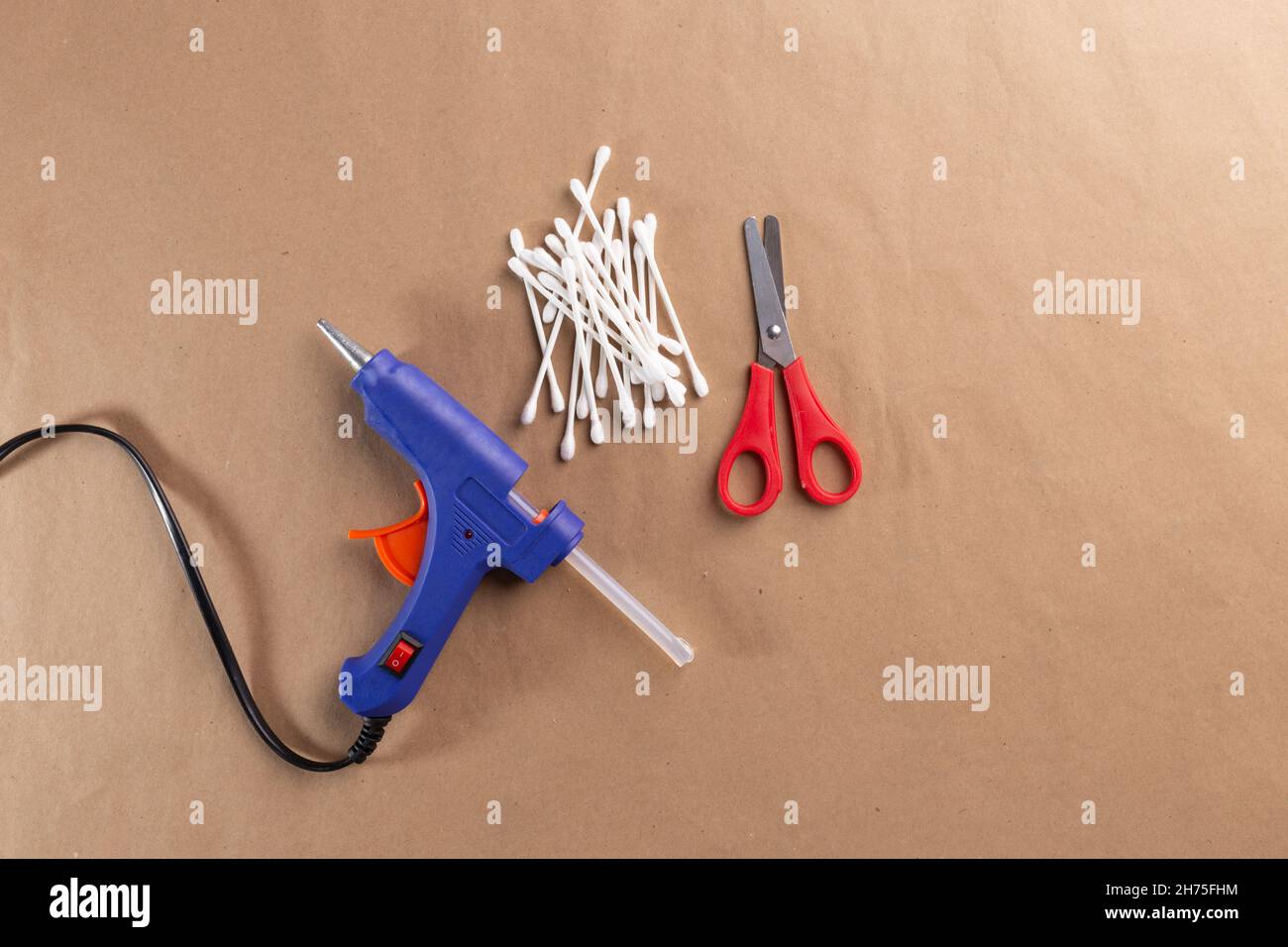 cotton swab snowflake craft for kids, Christmas activity for preschooler Stock Photo Alamy