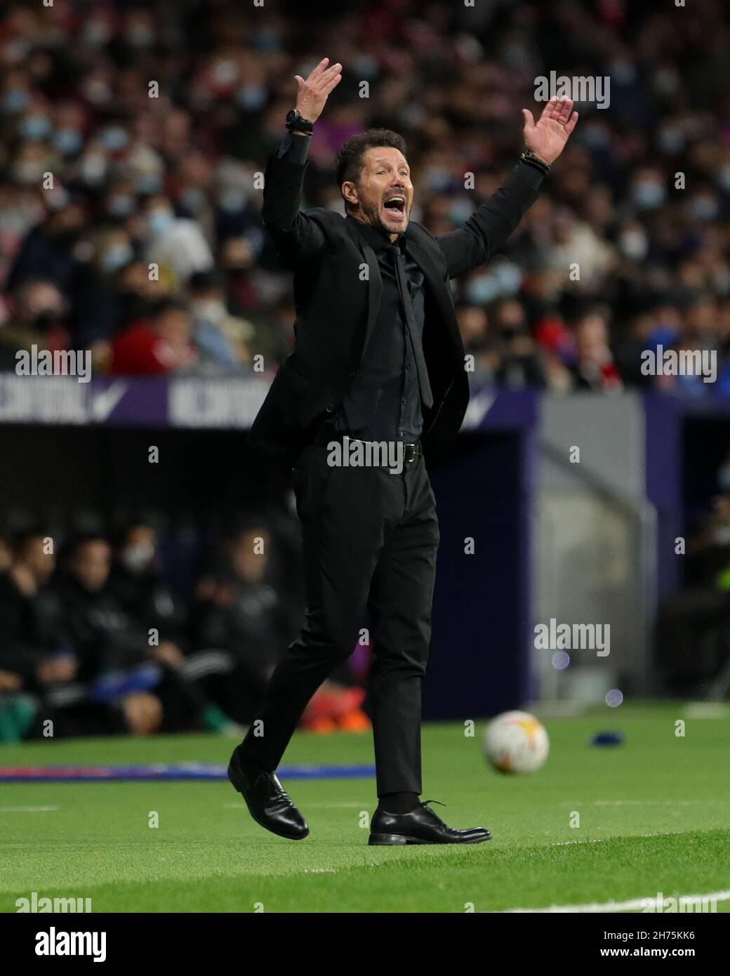 Atletico de Madrid head coach Diego Pablo Simeone during the La Liga ...
