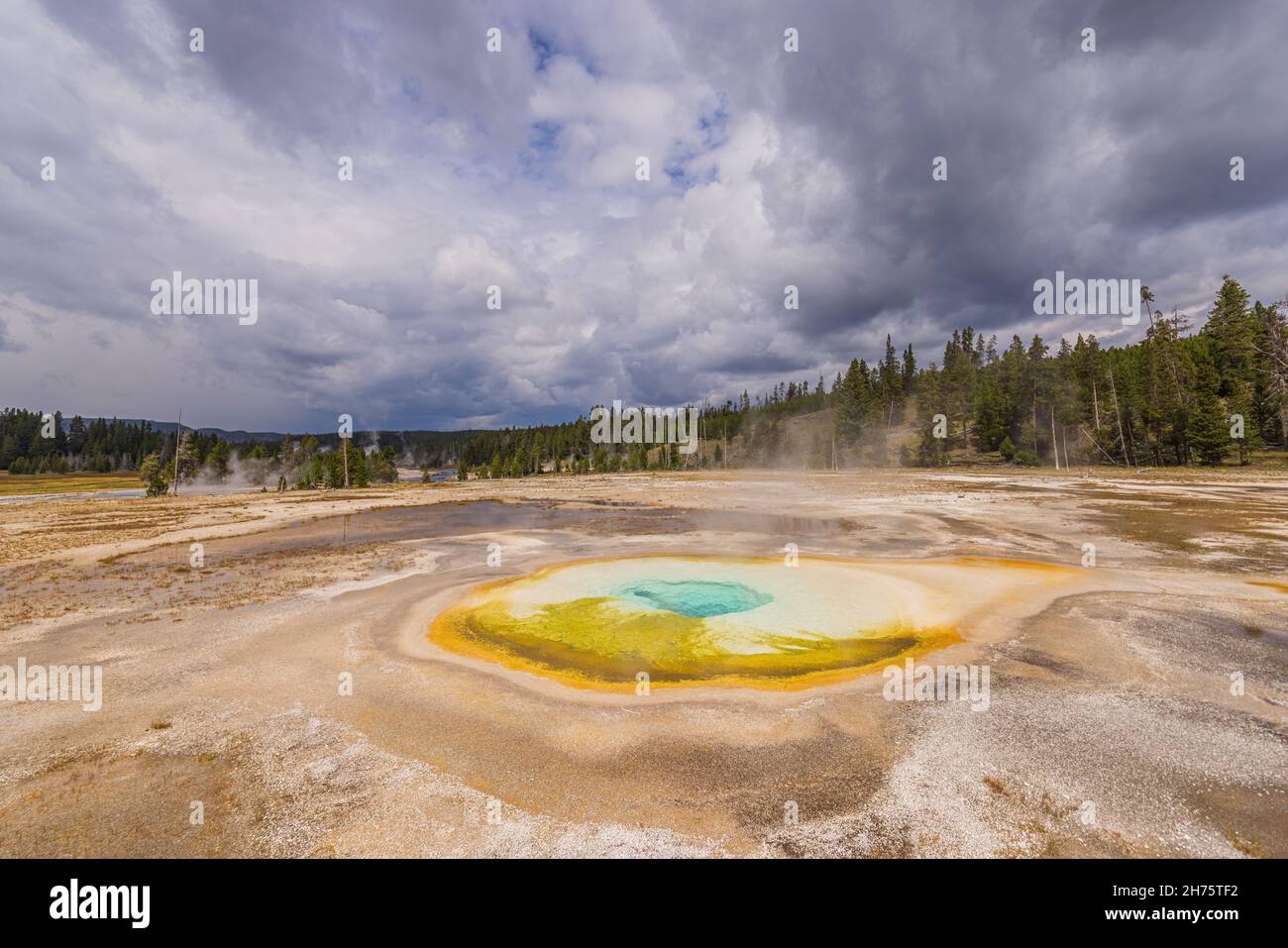 Chromatic Spring, Old Faithful Basin, Yellowstone National Park Stock ...