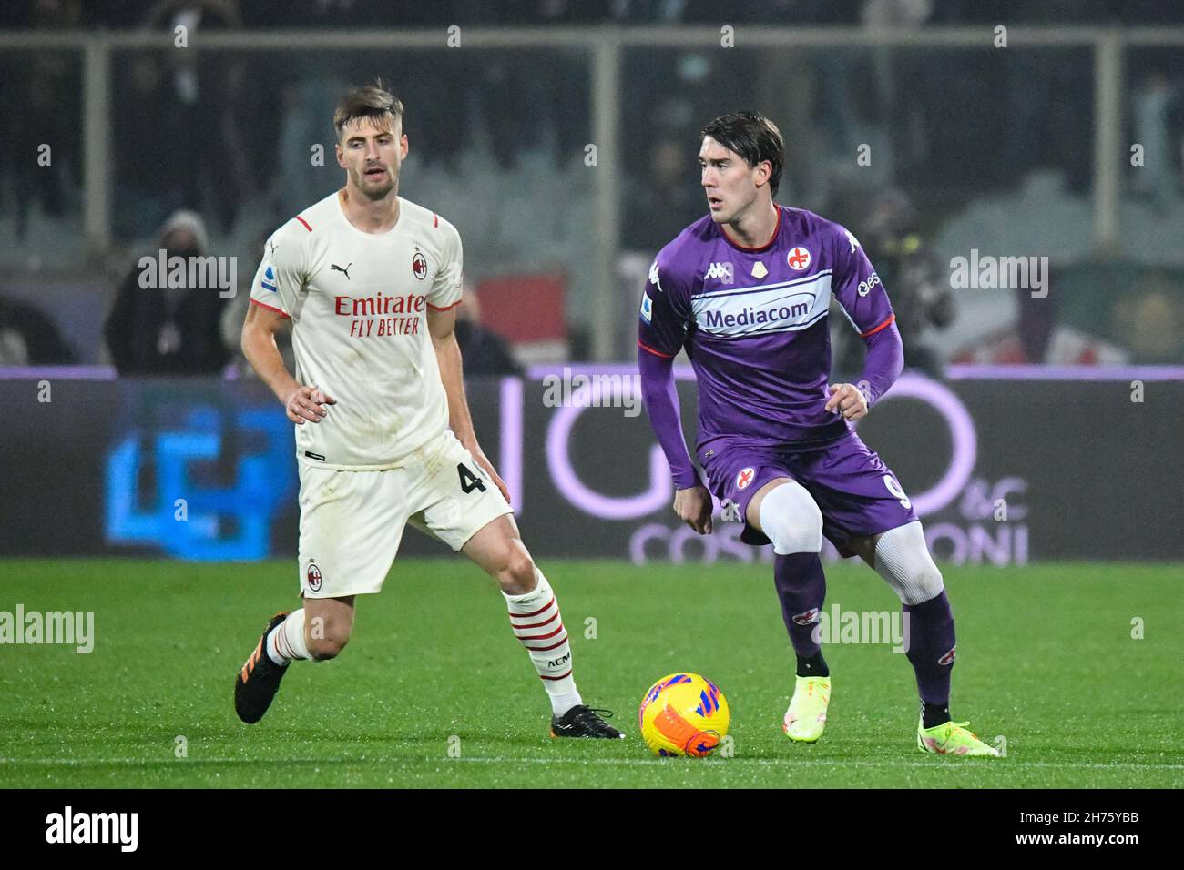 Florence, Italy. 21st Mar, 2021. Dusan Vlahovic (ACF Fiorentina) during ACF  Fiorentina vs AC Milan, Italian football Serie A match in Florence, Italy,  March 21 2021 Credit: Independent Photo Agency/Alamy Live News