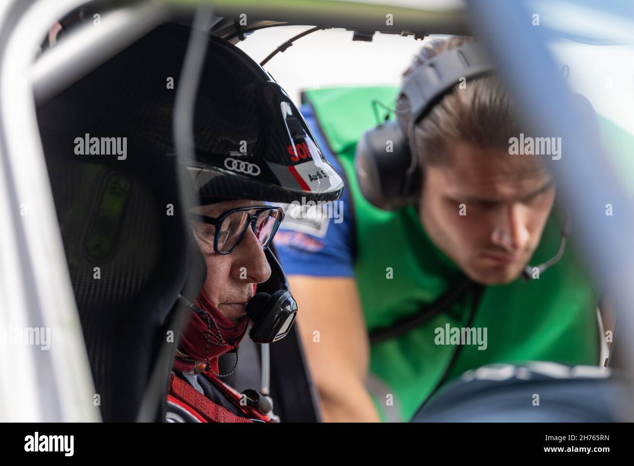 Sebring, USA. 19th Nov, 2021. Cars Pit Stop during 24H Series powered by Hankook. Schedule includes USA stops on November 19-21, 2021. Racing cars from the many countries, such as: Germany, USA, France, Nederland, Romania, Denmark, Canada, Spain, Great Britain, Italy; in many different classes: GT4, 991, GTX, GT3, TCR, TCX, P4. (Photo by Yaroslav Sabitov/YES Market Media/Sipa USA) Credit: Sipa USA/Alamy Live News Stock Photo