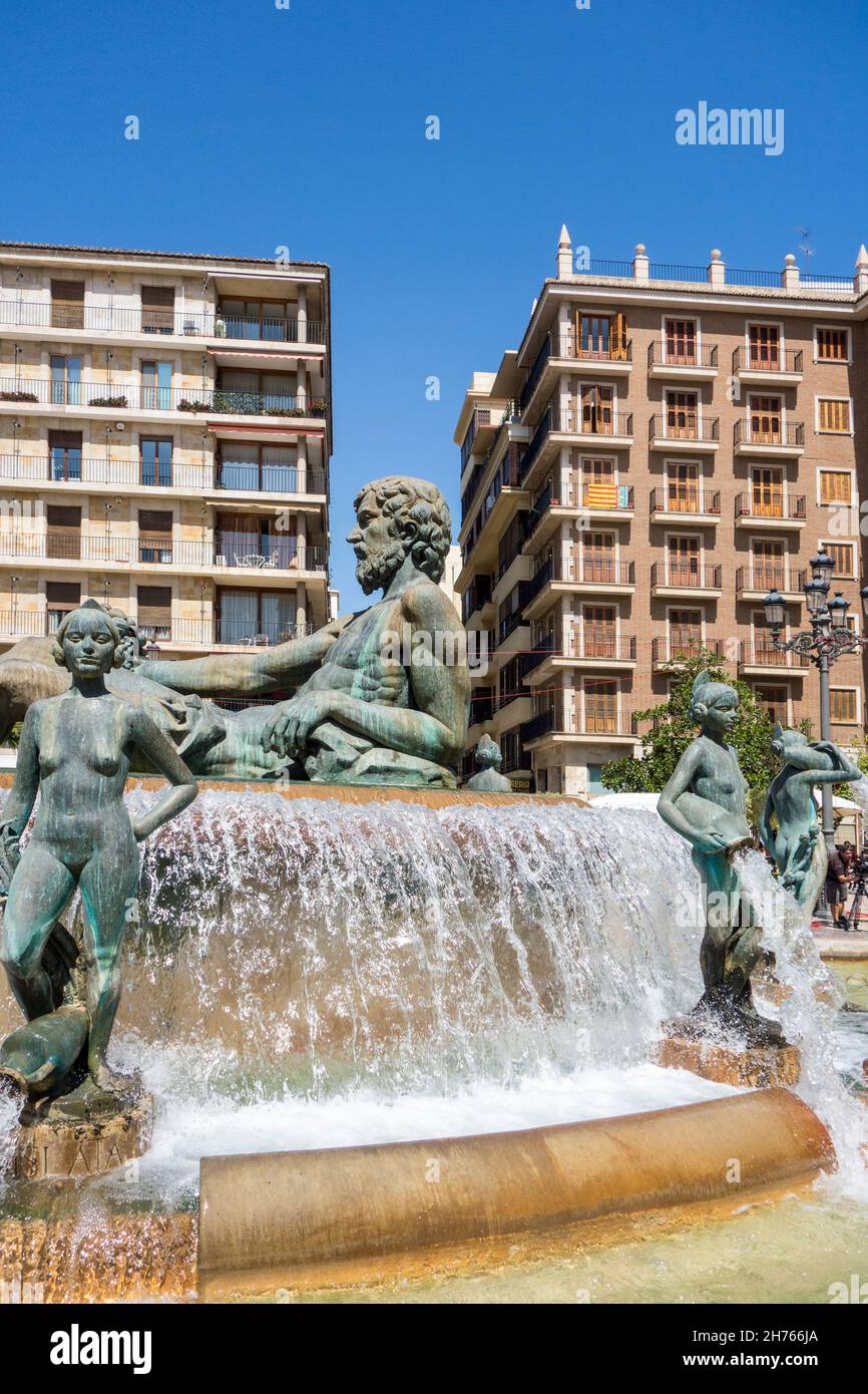 The Rio Turia fountain in the Plaza de La Virgen in the Spanish city of ...