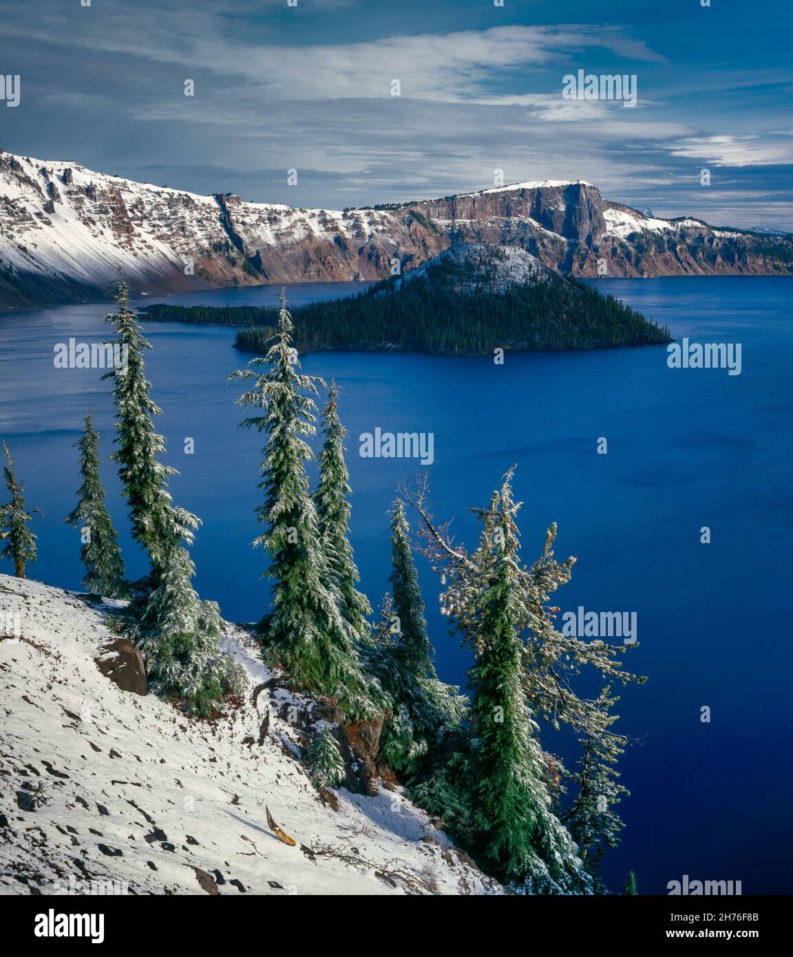Wizard Island, Llao Rock, Crater Lake National Park, Oregon Stock Photo