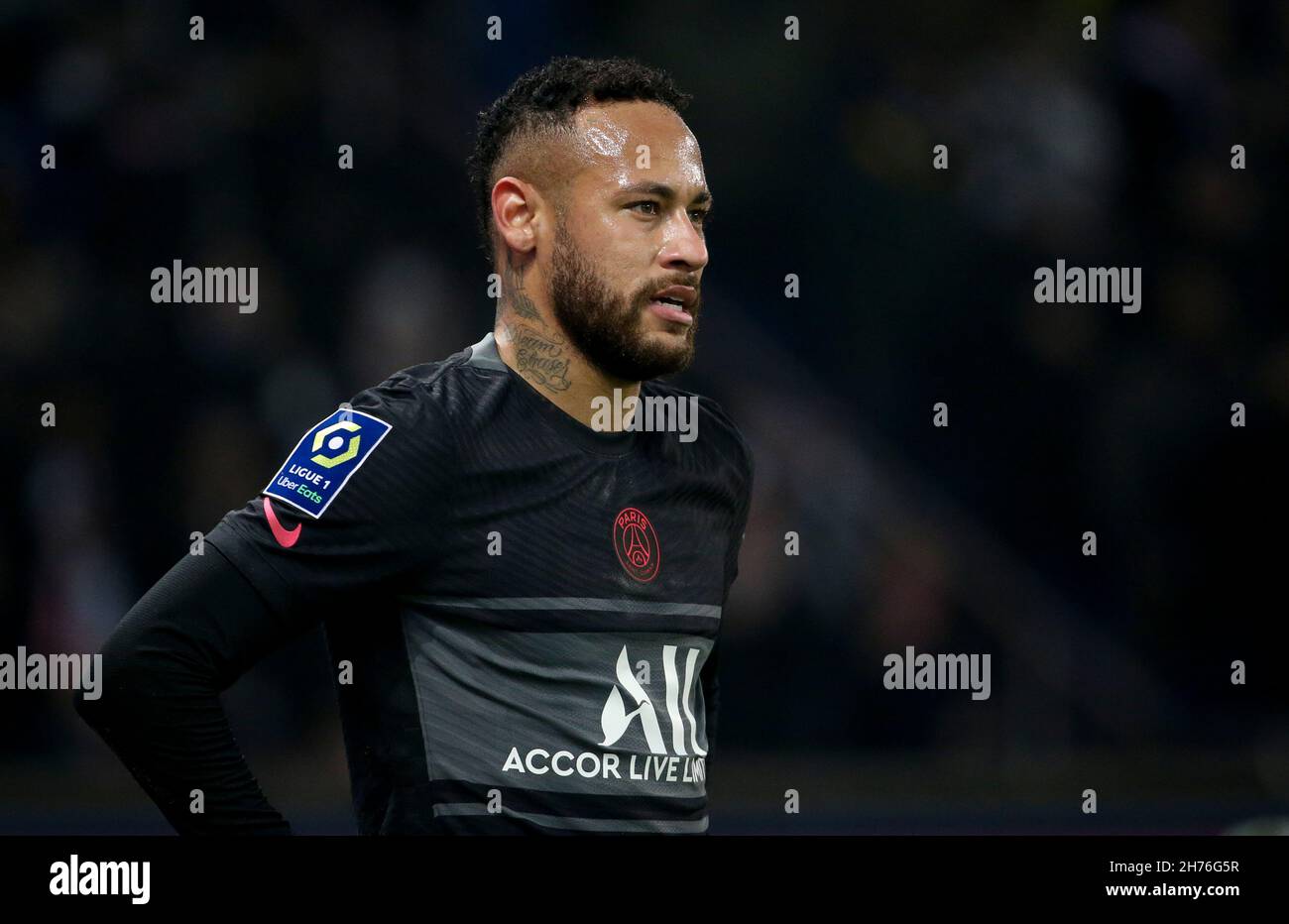 Neymar Jr of PSG during the French championship Ligue 1 football match  between Paris Saint-Germain and FC Nantes on November 20, 2021 at Parc des  Princes stadium in Paris, France - Photo