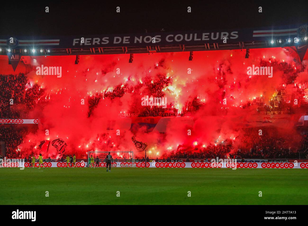 Sticker Brothers - Autocollant Virage Auteuil Ultras PSG