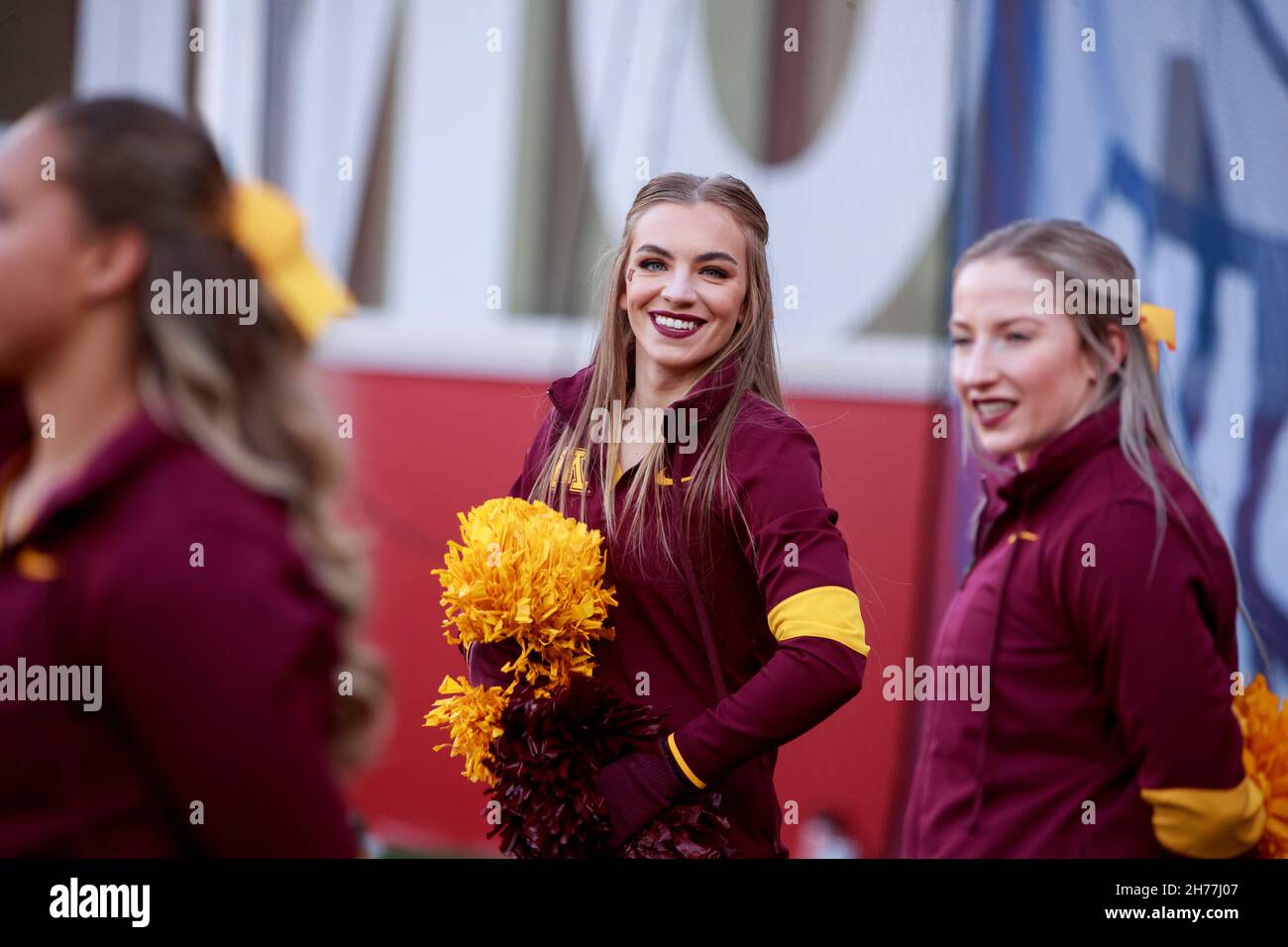 Bloomington, United States. 20th Nov, 2021. Minnesota cheerleaders cheer against Indiana University during an NCAA football game at Memorial Stadium in Bloomington, Ind. IU lost to Minnesota 35-14. Credit: SOPA Images Limited/Alamy Live News Stock Photo