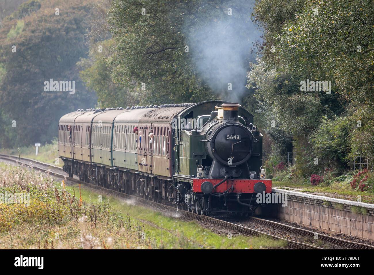 BR '56xx' 0-6-2T No.5643 arrives at Irwell Vale on the East Lancashire Railway Stock Photo