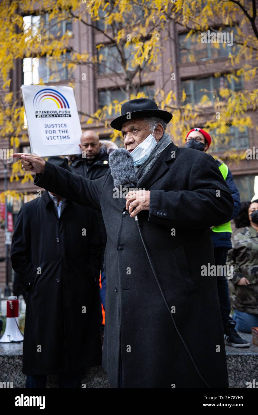 Frank Chapman speaks to over a thousand demonstrators who gathered at