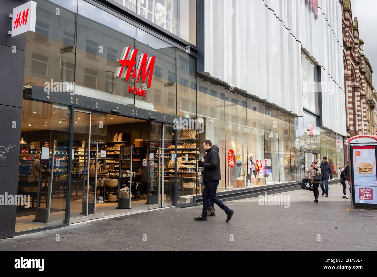 Liverpool, UK: H&M clothing store, Lord Street. Stock Photo