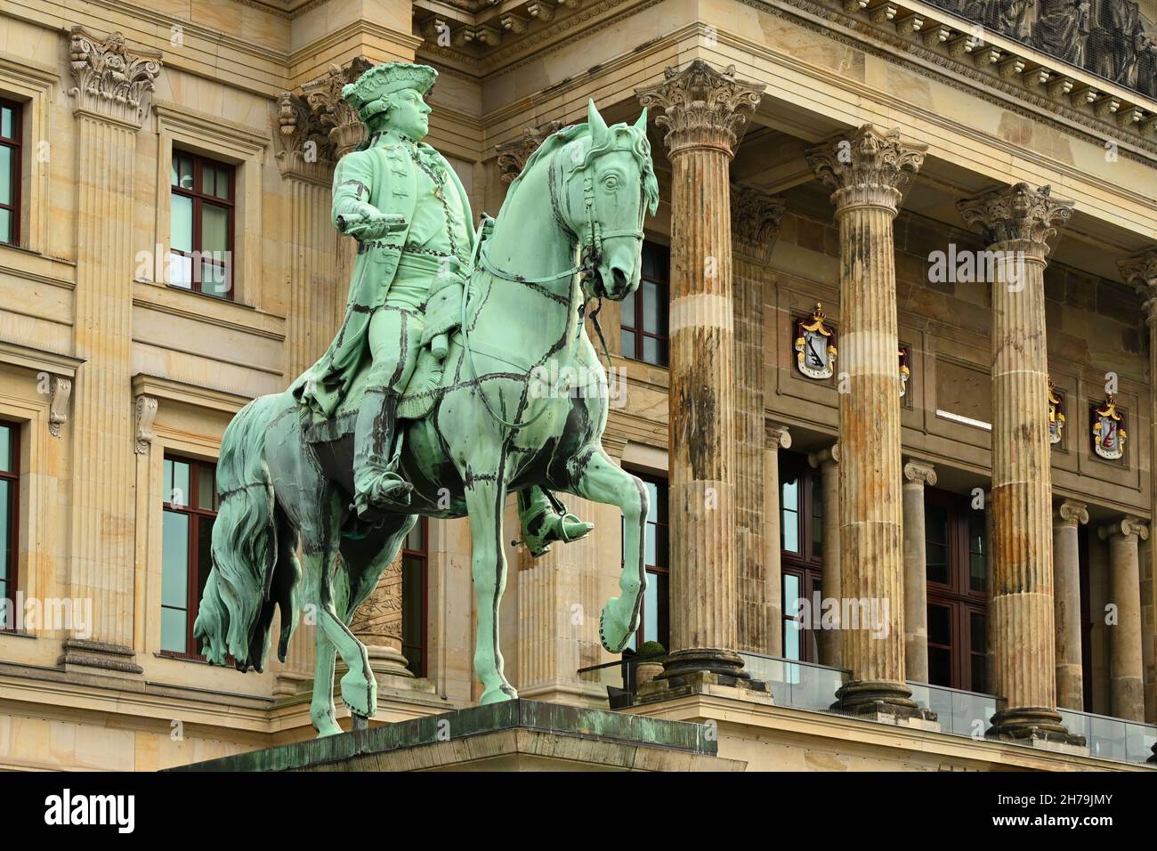Bronze sculpture of Charles William Ferdinand, Duke of Brunswick-Wolfenbüttel in front of Brunswick Palace in Braunschweig, Lower Saxony, Germany. Stock Photo