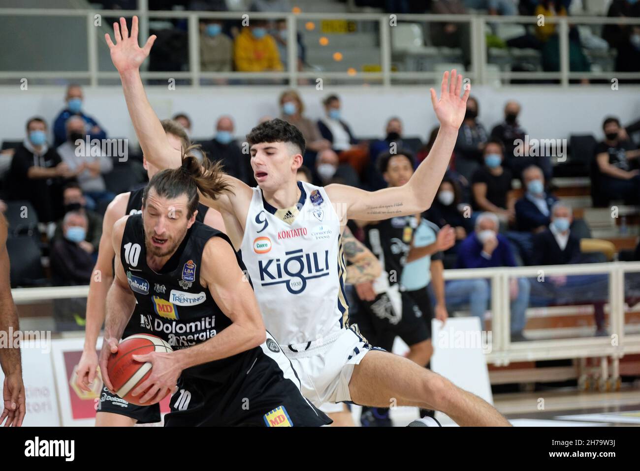 Trento, Italy. 21st Nov, 2021. Toto Forray - Aquila Basket Dolomiti  Trentino Energia pulling down the rebound. during Dolomiti Energia Trentino  vs Fortitudo Bologna, Italian Basketball A Serie Championship in Trento,  Italy,