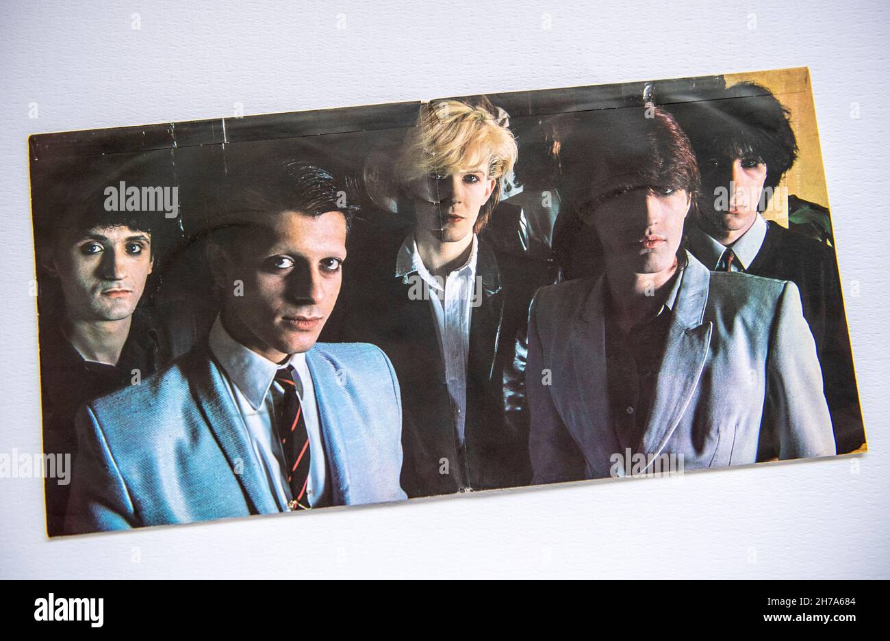 Inner gatefold picture on the double pack seven inch single version of Gentlemen  Take Polaroids by British band Japan, which was released in 1980 Stock  Photo - Alamy