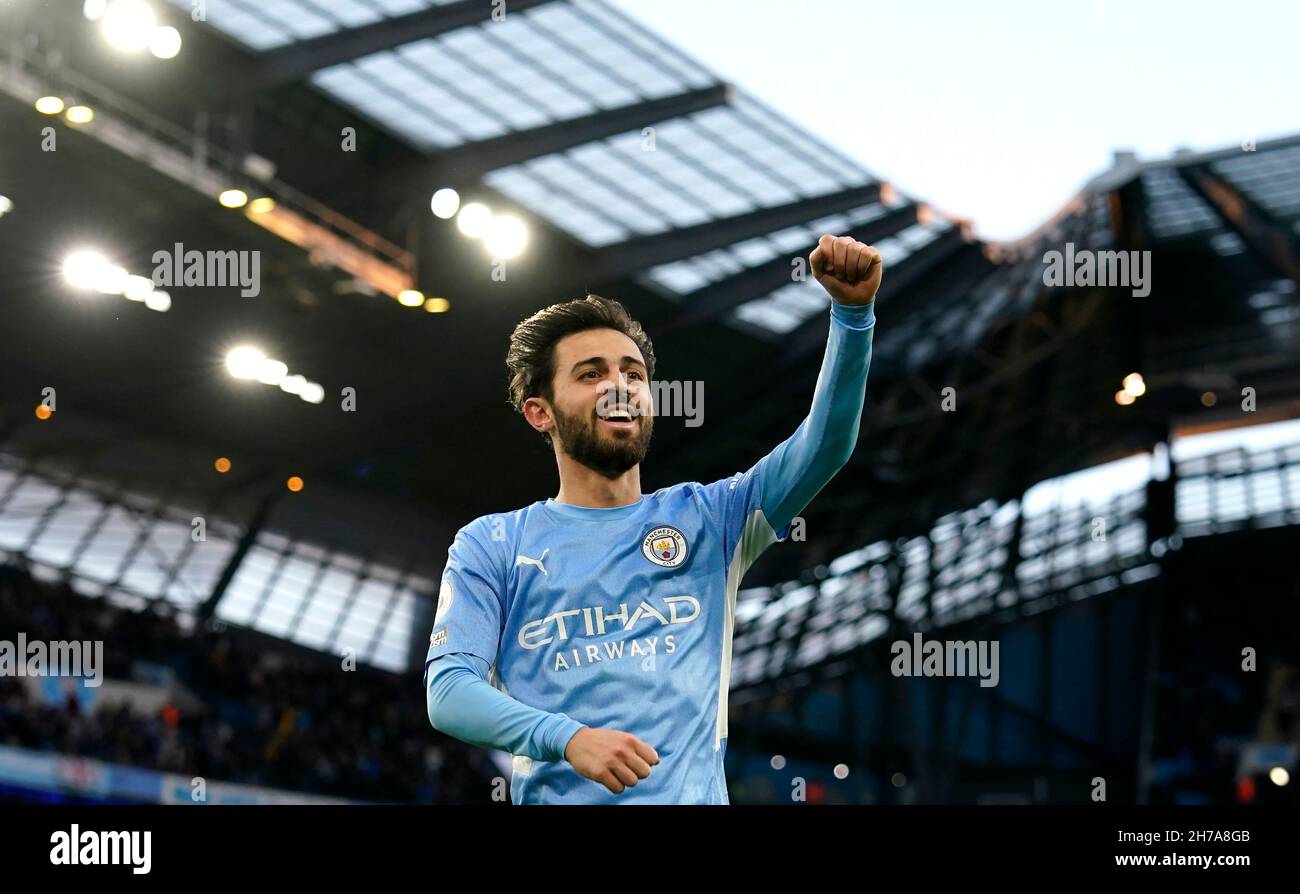 Manchester, UK. 21st Nov, 2021. Bernardo Silva of Manchester City celebrates after scoring during the Premier League match at the Etihad Stadium, Manchester. Picture credit should read: Andrew Yates/Sportimage Credit: Sportimage/Alamy Live News Stock Photo