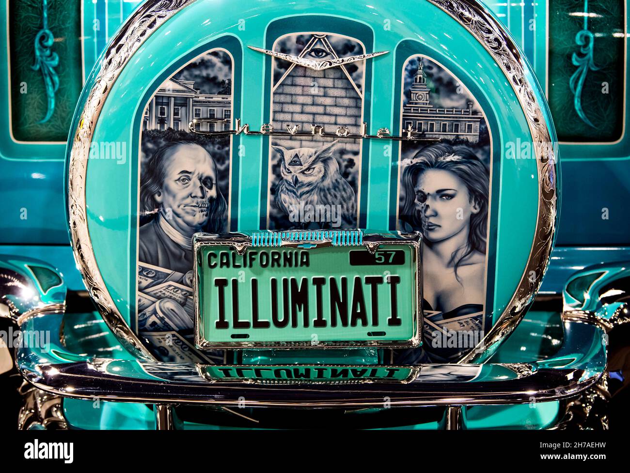 Lowrider car 1970s hi-res stock photography and images - Alamy